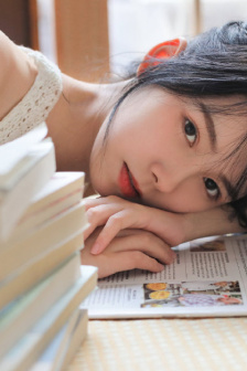 蜉蝣冷山就木